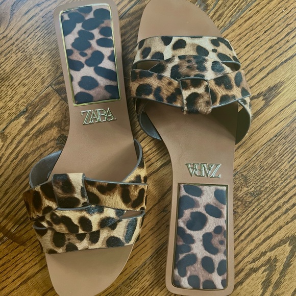Zara Leopard Print Sandals - Picture 1 of 2